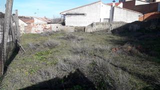 Terreny residencial a Calle la vega 101. Venta de terreno  seseña centro