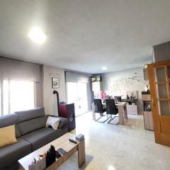 Xalet a Calle la vega 101. Ref. 0602 + venta inmobiliaria, pone a su disposición en exclusi