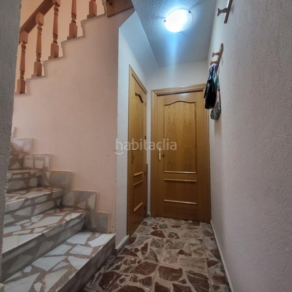 Foto 0d2593f3-7870-41dc-8ecb-f83cc2187774. Casa amb calefacció aparcament a Los Robles Seseña