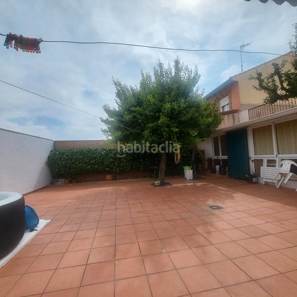 Foto 3fdb2f21-42fb-4147-8e24-56fbb034d11c. Casa amb calefacció aparcament a Los Robles Seseña