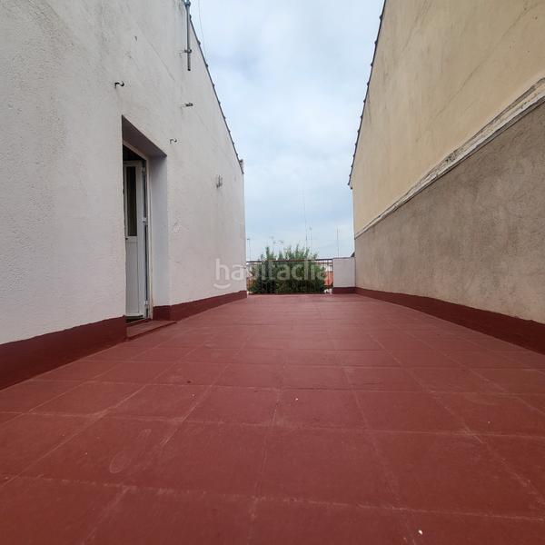 Foto 77e646e6-987b-4f91-92af-423d98dff010. Casa amb calefacció aparcament a Los Robles Seseña