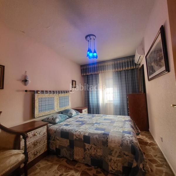 Foto c51d38a9-2fdd-4ce4-b0cb-4229461bd471. Casa amb calefacció aparcament a Los Robles Seseña