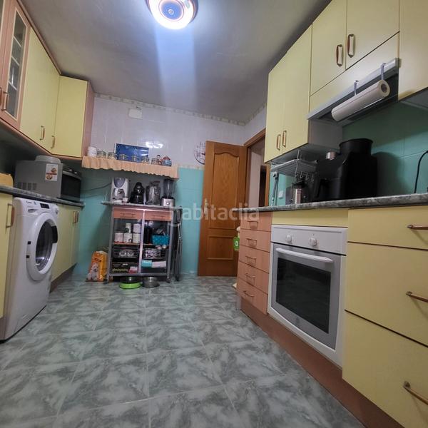 Foto f2d1bdb5-6d7b-4f6d-a3a5-837ebe5633b9. Casa amb calefacció aparcament a Los Robles Seseña