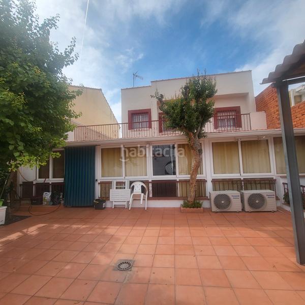 Foto f54a31d3-1ac7-4d10-9643-bcf0cbbe15ca. Casa amb calefacció aparcament a Los Robles Seseña