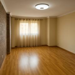 Pis a Calle tiziano 11p. Ref.0614 +venta inmobiliaria, pone a su disposición la venta de
