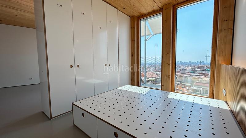 Foto 7115d188-b7e0-4de8-af07-7760104ea2b4. Àtic amb calefacció a Guinardó Barcelona