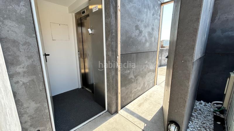 Foto a6e4114f-1e29-47df-9658-5ff5c95ab560. Àtic amb calefacció a Guinardó Barcelona