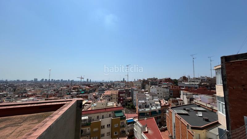 Foto dd88bade-9900-47b9-b216-8da4d77d2a7f. Àtic amb calefacció a Guinardó Barcelona