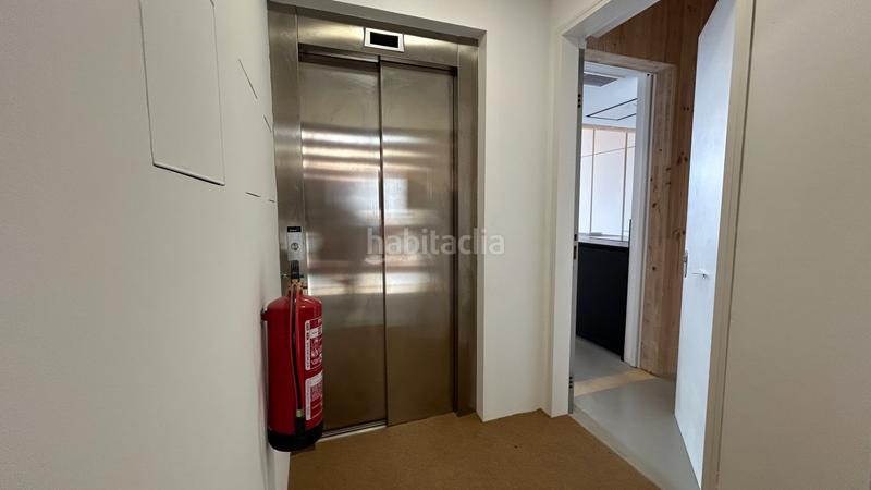 Foto e8c36232-0bed-487d-940f-396a6bdd0a01. Àtic amb calefacció a Guinardó Barcelona