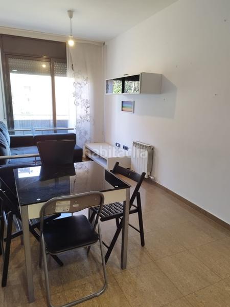 Foto ecb9129e-8744-433d-9897-cc0c01be4d3f. Piso en carrer de sant crispí 144 piso seminuevo con balcón !!! soleado !!! en Terrassa