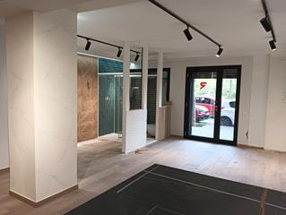 Lloguer Local Comercial a Mercat. Se alquila local de 60m2 en plena avenida estatut !!!