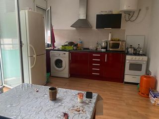 Piso en Torre - Sana. Piso ideal inversores de 2 dormitorios !!! se vende con inquilin