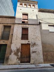 Casa a Roquetes. Para reformar completamente !! ideal inversores !!