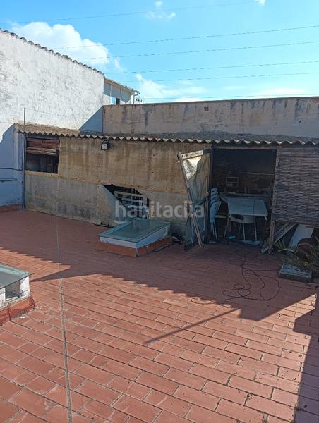 Foto 86e6beda-fde0-424b-85c1-d05bce804201. House with parking in Mercat Rubí