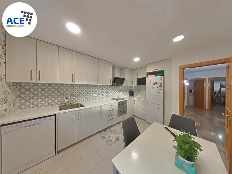 Foto 03261471-ee2e-40f6-ae53-a3cfde7088e0. Flat with heating in Centre Rubí