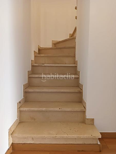 Foto 6b42a9b7-d451-43a0-b1cf-e134be0b8c11. Dúplex amb calefacció aparcament a Ca n´Oriol Rubí