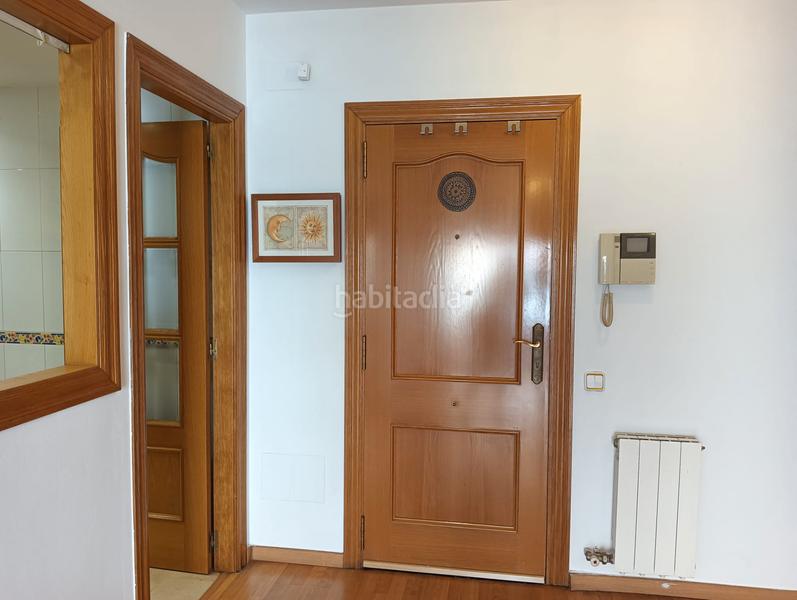 Foto 887c764b-4359-4782-b9ee-09610366e7c2. Dúplex amb calefacció aparcament a Ca n´Oriol Rubí