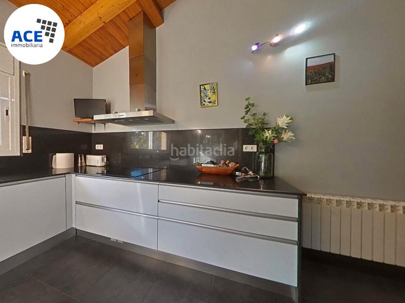 Foto 2d2cd6c0-9981-4f08-819b-894dcffec4b2. Haus mit heizung parking in Sant Muç Rubí