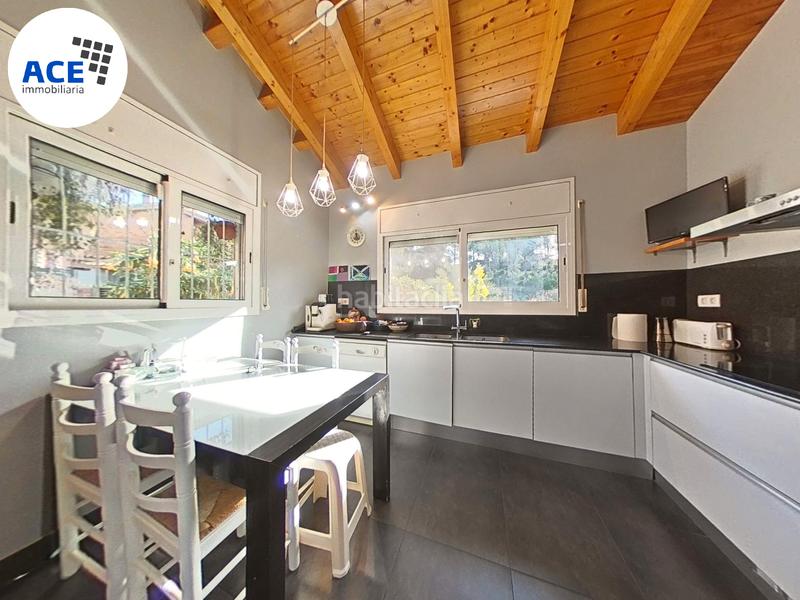 Foto 35b75c8c-ae40-48cc-bde0-f4e35d2c5ec8. Haus mit heizung parking in Sant Muç Rubí