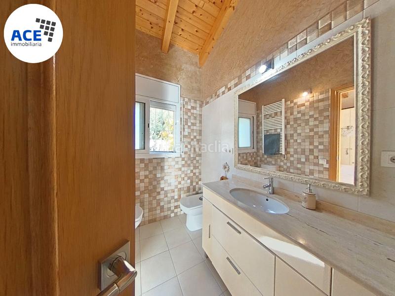 Foto 6ddbfe31-ca1c-4070-843f-007462b86eb3. Haus mit heizung parking in Sant Muç Rubí