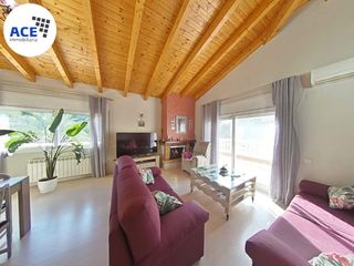 Casa a Sant Muç. Encantadora casa lista para entrar a vivir !!!