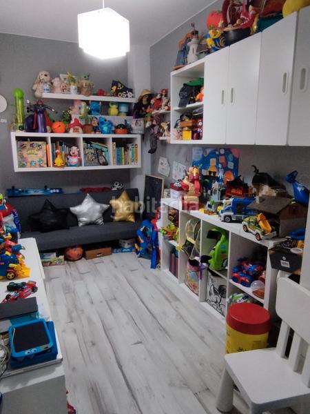 Foto 50d6bb94-923c-4937-832b-e20f381b2a59. Dúplex amb calefacció aparcament a Ca n´Oriol Rubí