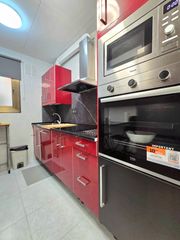 Pis a El Raval. Espectacular listo para entrar a vivir !!!