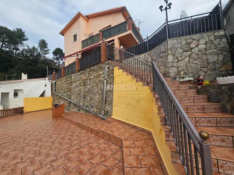 Foto 883f3f0d-a5cc-4d69-94f6-ccd3912b1ac6. Casa amb calefacció aparcament a Castellnou-Can Mir-Can Solà Rubí