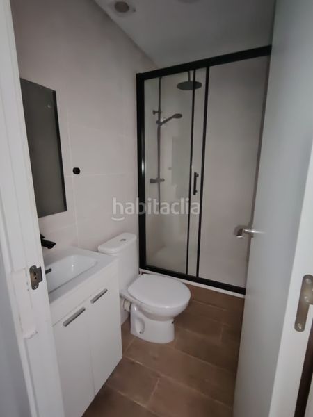 Foto dc069f09-afa3-42ef-b7d5-d491a1effe76. Local comercial a Roquetes Barcelona