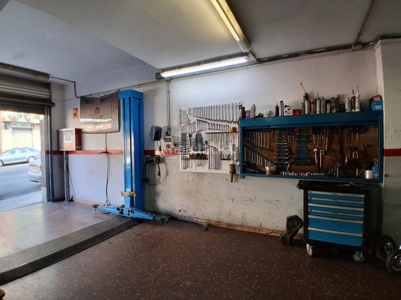 Foto d750db00-eb10-4fb7-a122-b0e3e4664c9f. Local comercial a Ca n´Oriol Rubí