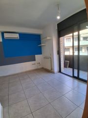 Flat in Mercat. Semi nuevo piso con plaza de parking !!!