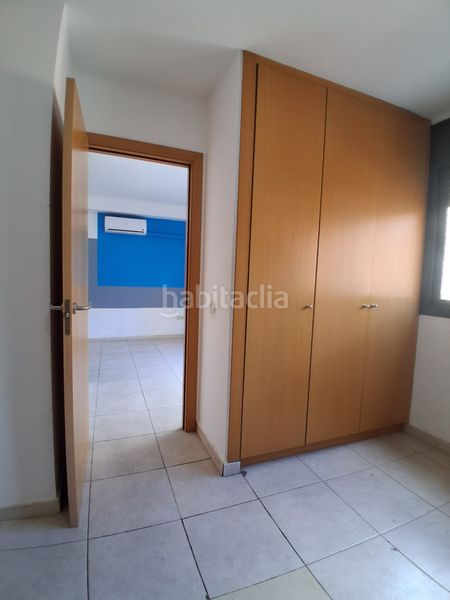 Foto b9359031-805f-4993-93fb-728f729fa83d. Pis amb aparcament a Mercat Rubí