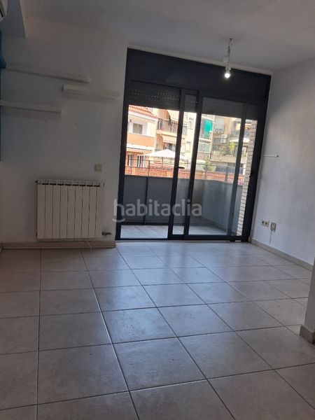 Foto d884d1d0-5624-42ef-a46e-9ae0267a8463. Pis amb aparcament a Mercat Rubí