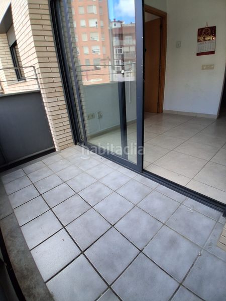Foto ebe5e250-f493-4c4c-addf-1346110373bd. Pis amb aparcament a Mercat Rubí