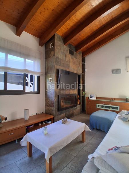 Foto 98537e84-f3e7-455f-9d07-60d6a3dd23e0. Casa amb xemeneia calefacció aparcament piscina a Vacarisses