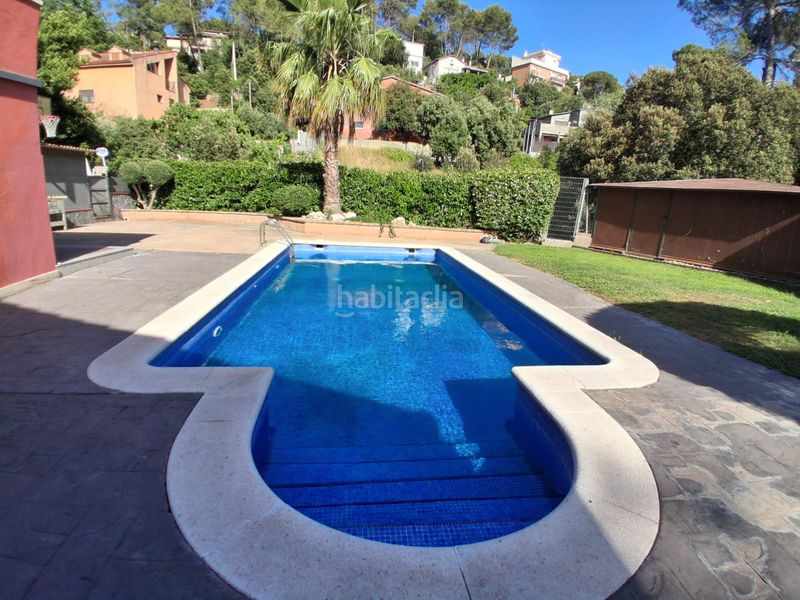 Foto a7b2a812-2c39-44b6-8fe5-bf84f1003a62. Casa amb xemeneia calefacció aparcament piscina a Vacarisses