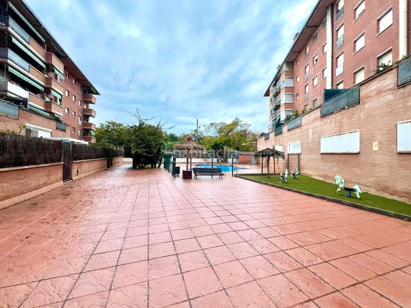 Foto bb620c8f-7c34-4c7d-8e4e-9cd36ecee942. Pis amb calefacció aparcament piscina a Santa Perpètua de Mogoda