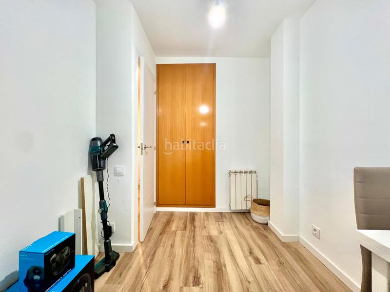 Foto bb8fe8bf-0f17-4a34-84f2-dafd494e80d7. Pis amb calefacció aparcament piscina a Santa Perpètua de Mogoda