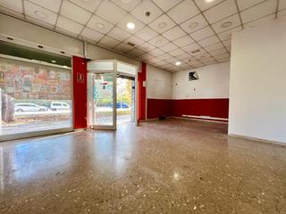 Local Comercial  Carrer de ferrer i guàrdia. Local venta en mas rampinyo- montcada i reixac