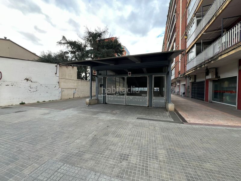 Foto ac8d741b-ce75-4c7d-8270-81798377e249. Aparcament cotxe a Llagosta (La)