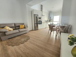 Appartement à Casco Antiguo. Piso en venta en centro, 3 dormitorios.