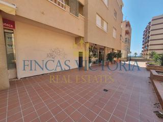Affitto Locale commerciale in Delicias. Local com. en alquiler en centro.