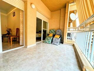 Pis a Casco Antiguo. Piso en venta en avda juan carlos i, 4 dormitorios.