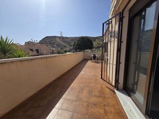 Affitto Piccolo appartamento in Casco Antiguo. Apartamento en alquiler en centro, 2 dormitorios.