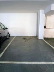 Aparcament cotxe a Casco Antiguo. Garaje en venta en centro.