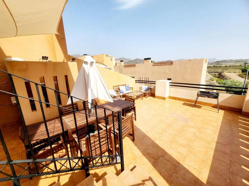 Foto 5566c3ee-3a44-445f-b1cd-1a787e096f85. Appartement avec piscine dans Centro Alcázares (Los)