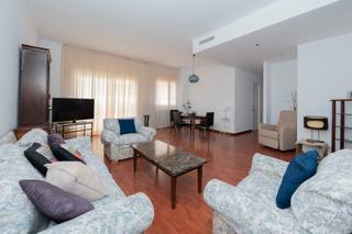 Location Appartement  Carrer de joan güell. Piso temporada c/ joan güell- barcelona
