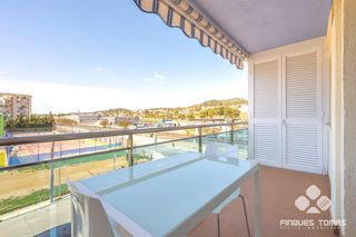 Flat in Segur Platja. Piso moderno con terraza en segur de calafell