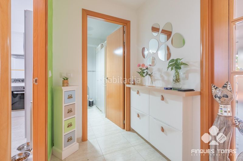 Foto 1c955c19-9a32-4e72-9c55-c653dd6f1a29. Casa adossada amb aparcament piscina a Segur de Calafell nucli urbà Segur de Calafell