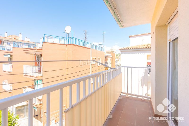 Foto a21f5383-ca27-45fb-89ca-a4b861a2a8c8. Pis a Segur Platja Segur de Calafell